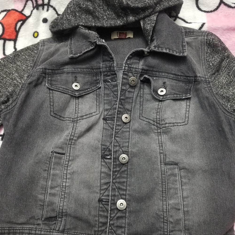 Lei jean jacket with hoodie + sleeves